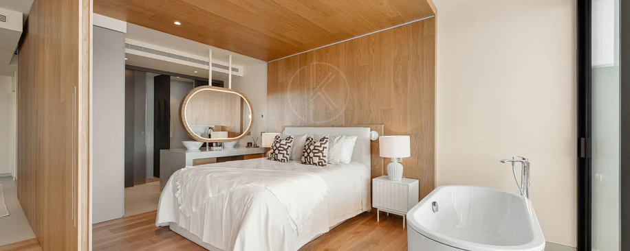 Experiencia refinada vida costera en este nuevo apartamento de lujo ubicado dentro del prestigioso Higuerón Resort.