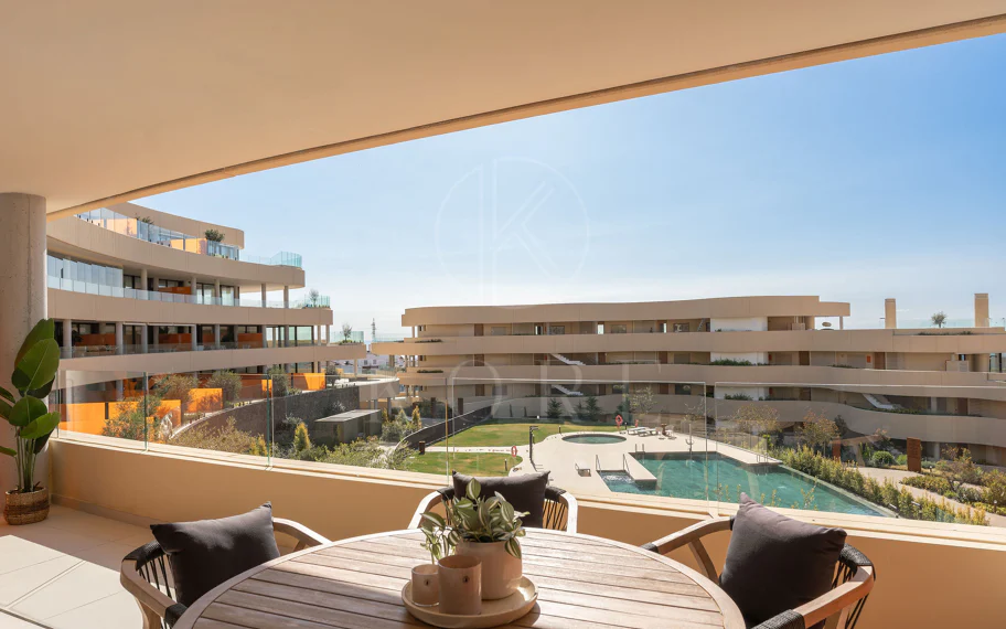 Experiencia refinada vida costera en este nuevo apartamento de lujo ubicado dentro del prestigioso Higuerón Resort.