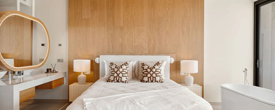 Experiencia refinada vida costera en este nuevo apartamento de lujo ubicado dentro del prestigioso Higuerón Resort.