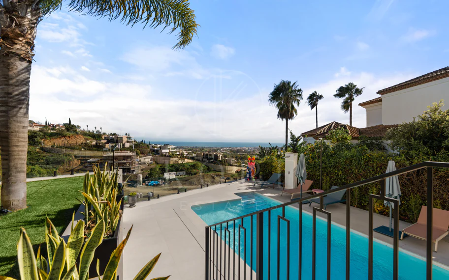 Renovated Contemporary Villa in Monte Halcones, Benahavís