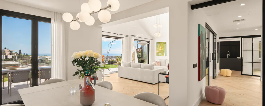 Villa contemporánea renovada en Monte Halcones, Benahavís