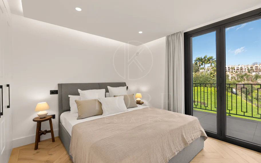 Renovated Contemporary Villa in Monte Halcones, Benahavís