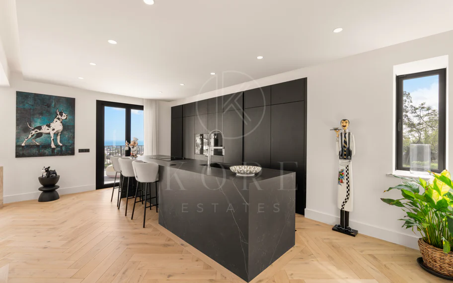 Renovated Contemporary Villa in Monte Halcones, Benahavís