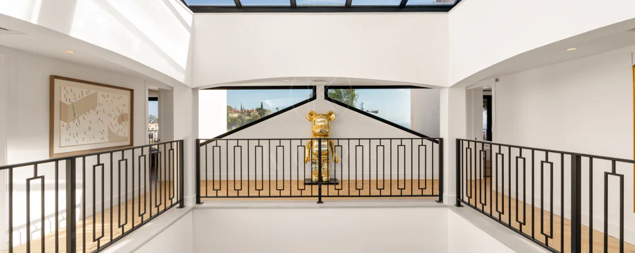 Villa contemporánea renovada en Monte Halcones, Benahavís