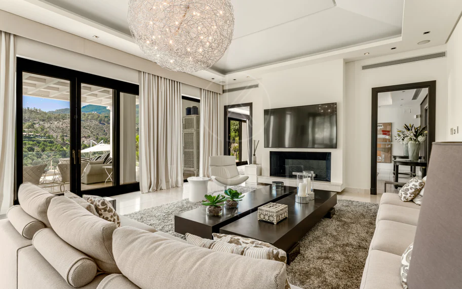 Elegant Mediterranean Villa with Exceptional Privacy in La Zagaleta