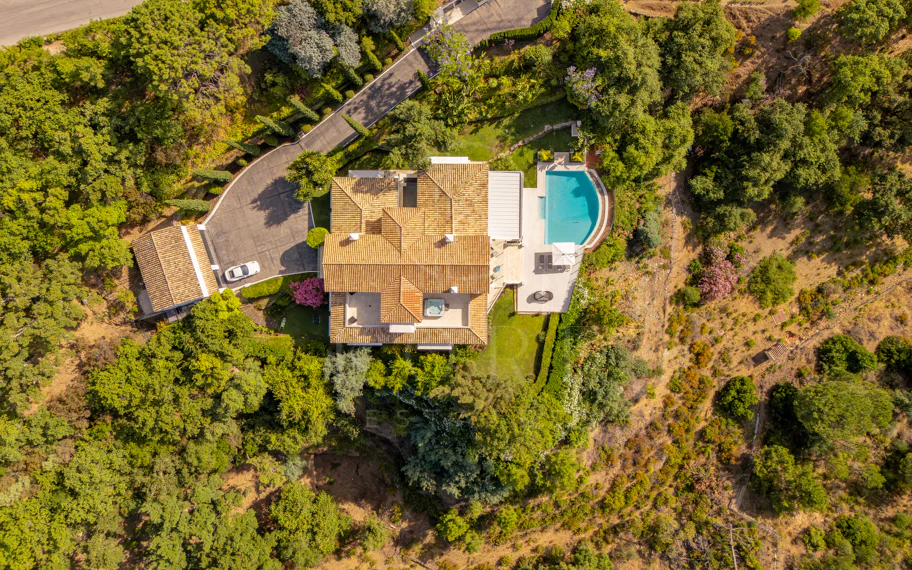 Elegant Mediterranean Villa with Exceptional Privacy in La Zagaleta
