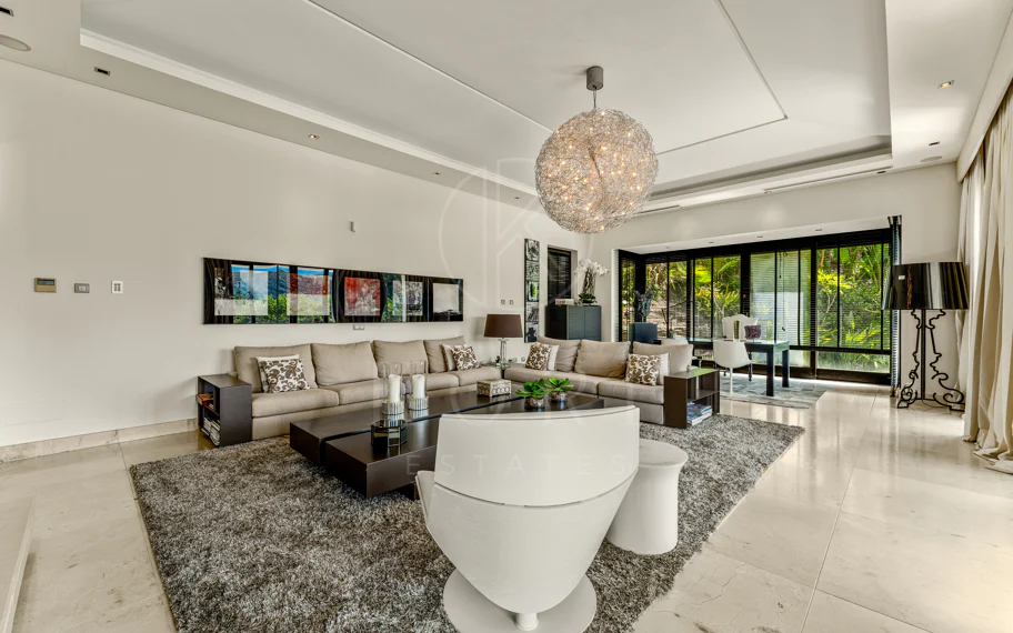 Elegant Mediterranean Villa with Exceptional Privacy in La Zagaleta