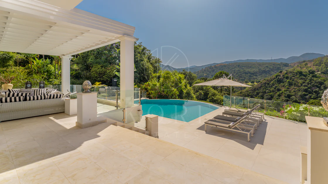 Villa en venta en La Zagaleta, Benahavis
