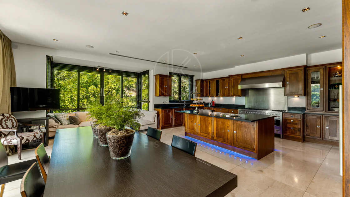 Villa en venta en La Zagaleta, Benahavis