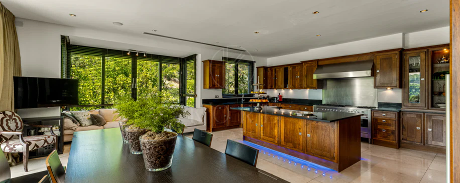 Villa en venta en La Zagaleta, Benahavis