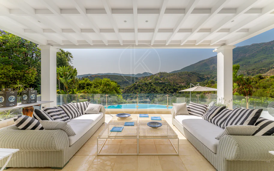 Elegant Mediterranean Villa with Exceptional Privacy in La Zagaleta