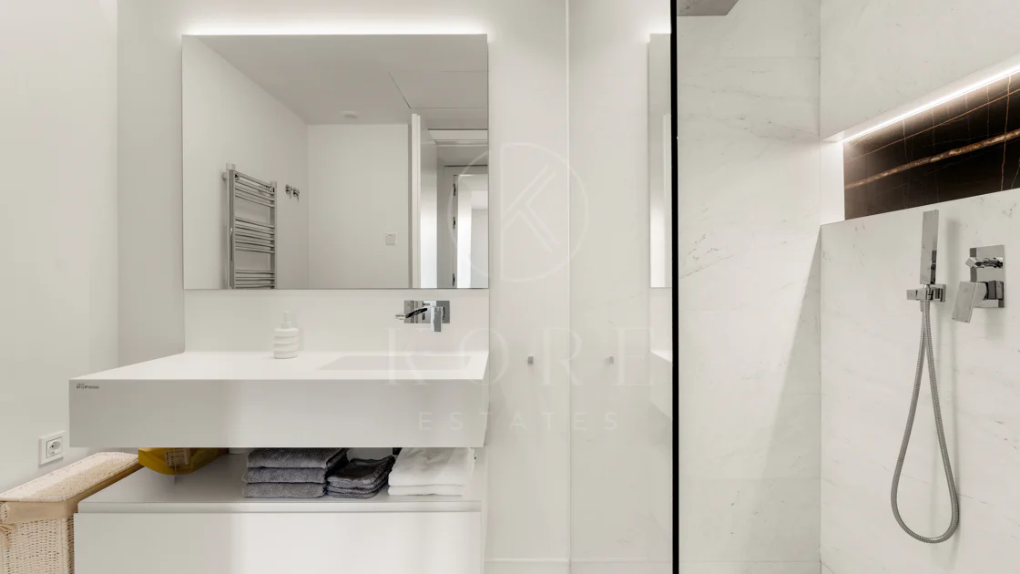 Apartament contemporan în Granados, Palo Alto, cu vedere panoramică la mare și munte