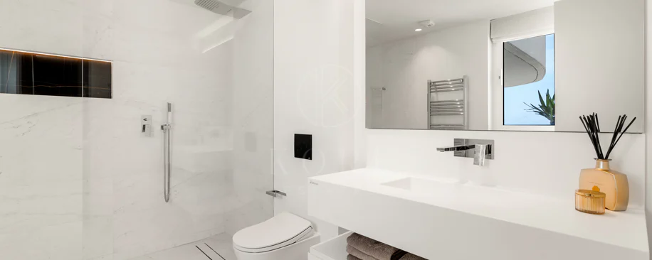 Apartament contemporan în Granados, Palo Alto, cu vedere panoramică la mare și munte