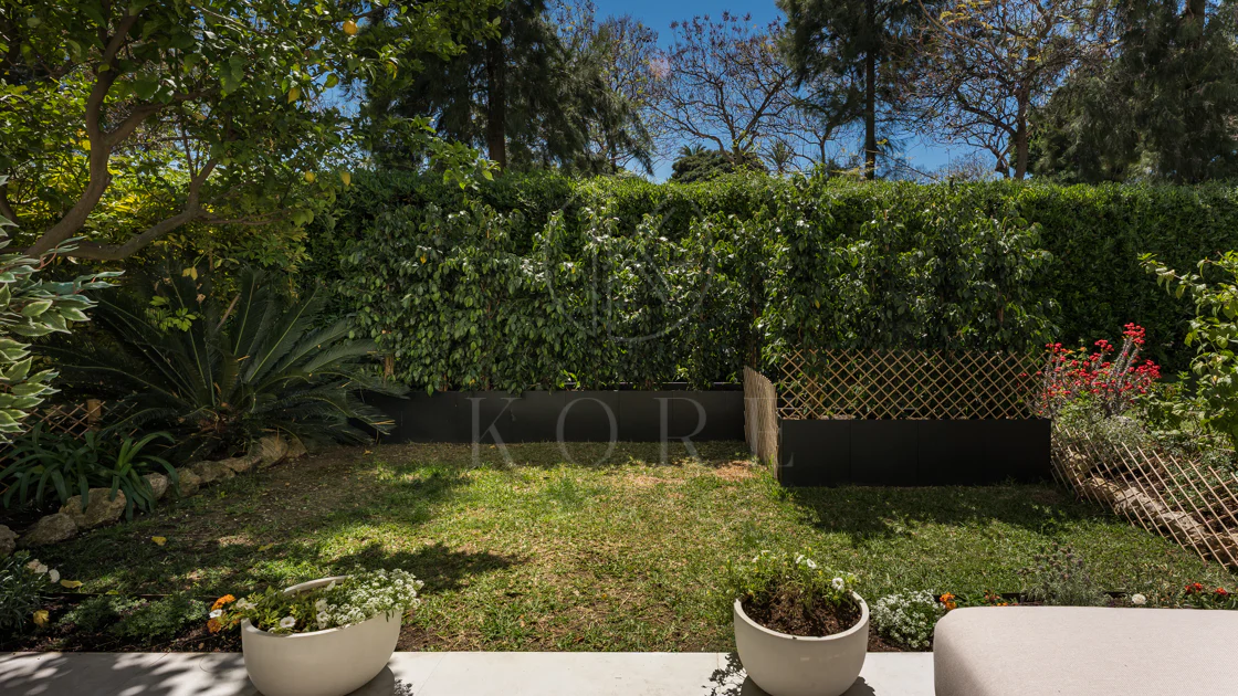 Ground Floor Apartment for sale in La Quinta, Benahavis