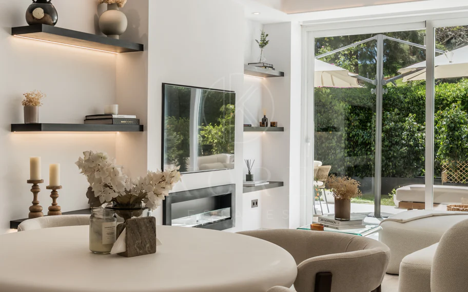 Apartamento Planta Baja en venta en La Quinta, Benahavis
