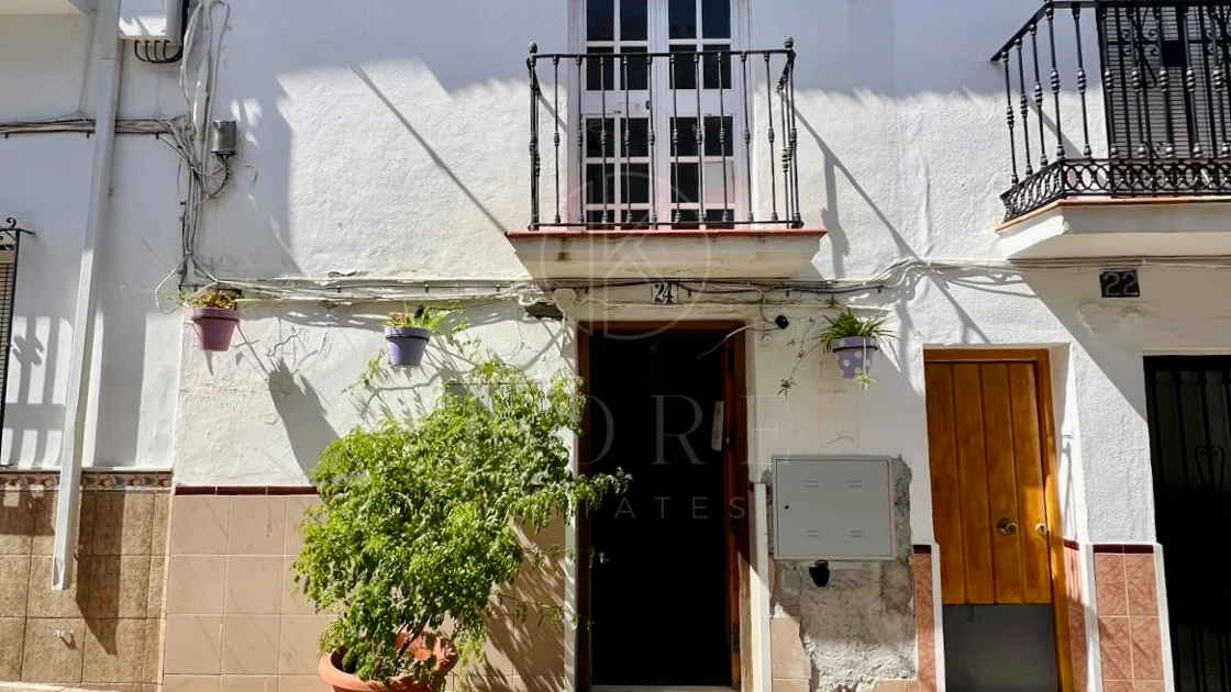 Propiedad con Proyecto y Licencia Aprobada en el Triangulo Dorado de Estepona