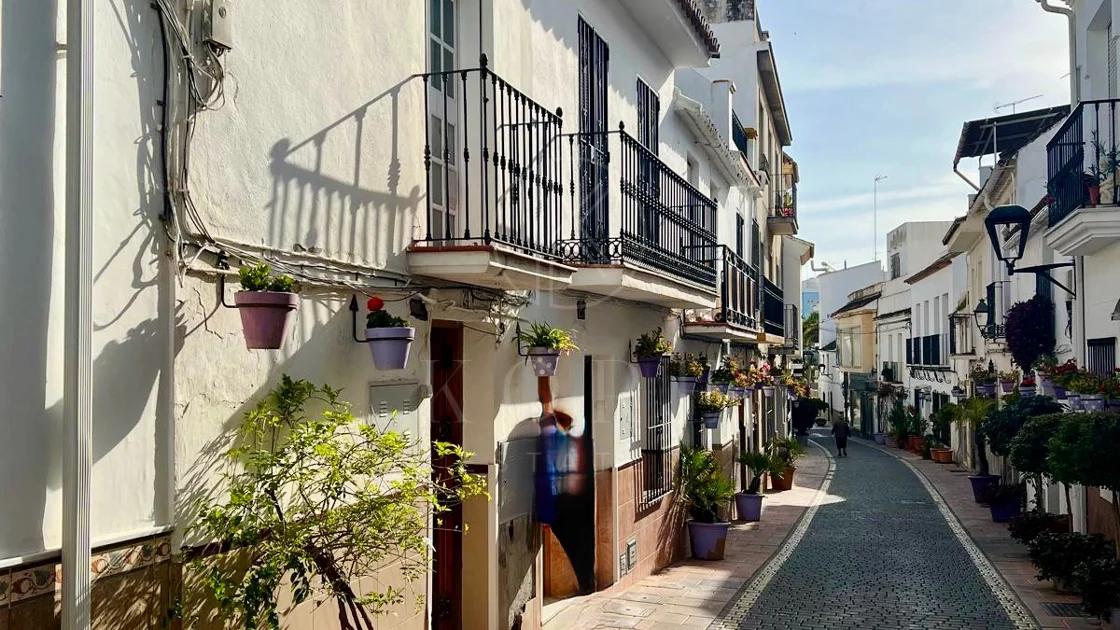 Propiedad con Proyecto y Licencia Aprobada en el Triangulo Dorado de Estepona