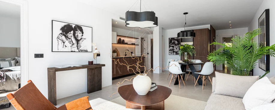 Renovated 3-Bedroom Apartment in La Quinta, Benahavís with Panoramic Views