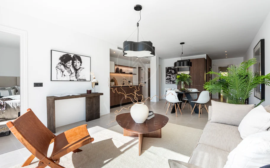 Apartamento reformado de 3 dormitorios en La Quinta, Benahavís con vistas panorámicas