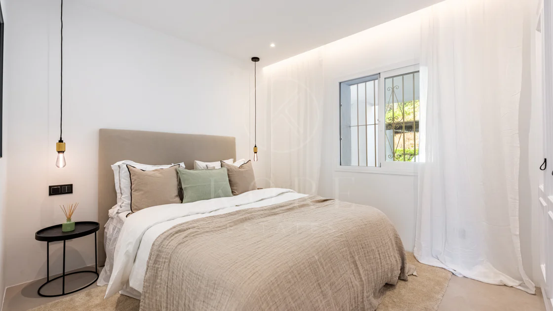 Renovated 3-Bedroom Apartment in La Quinta, Benahavís with Panoramic Views