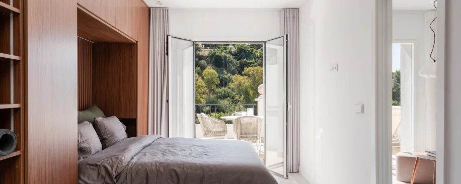 Exclusivo apartamento de 2 dormitorios con vistas panorámicas en Los Arcos (La Quinta), Benahavís