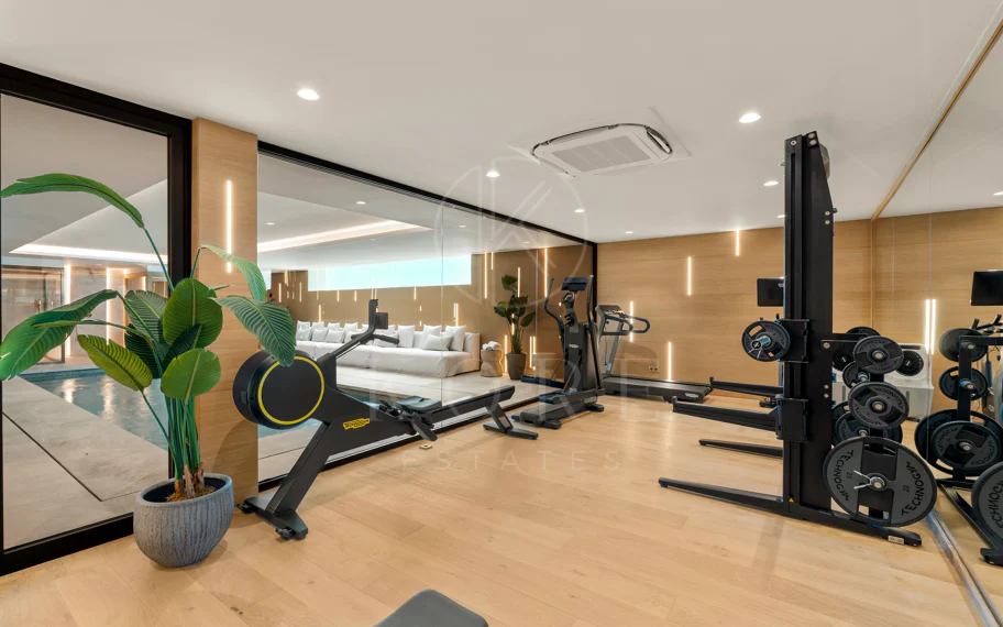 Vilă de lux rafinată cu facilități private de wellness în Sierra Blanca