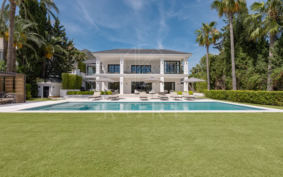 Villa de lujo refinada con instalaciones privadas de bienestar en Sierra Blanca