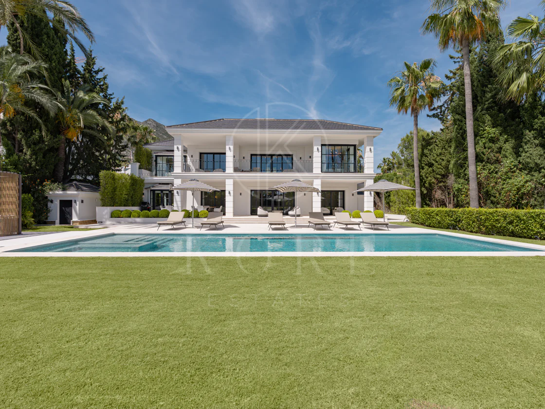 Refined Luxury Villa with Private Wellness Facilities in Sierra Blanca