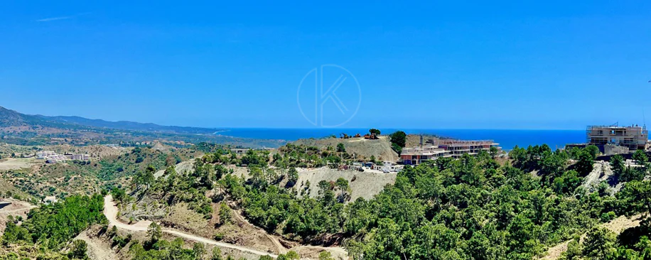 Parcela con Proyecto Aprobado para Villa de Lujo en El Madroñal
