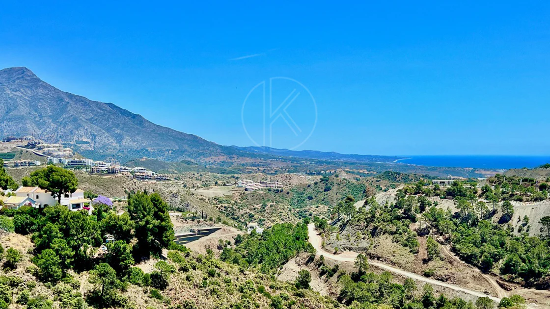 Parcela con Proyecto Aprobado para Villa de Lujo en El Madroñal