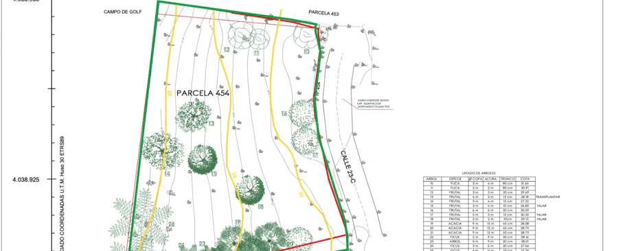 Teren de golf în prima linie cu proiect aprobat și autorizație de construire în Guadalmina Alta