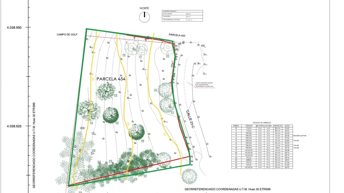 Teren de golf în prima linie cu proiect aprobat și autorizație de construire în Guadalmina Alta