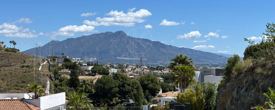 Contemporary Mediterranean Living in an Exclusive Resort-Style Community