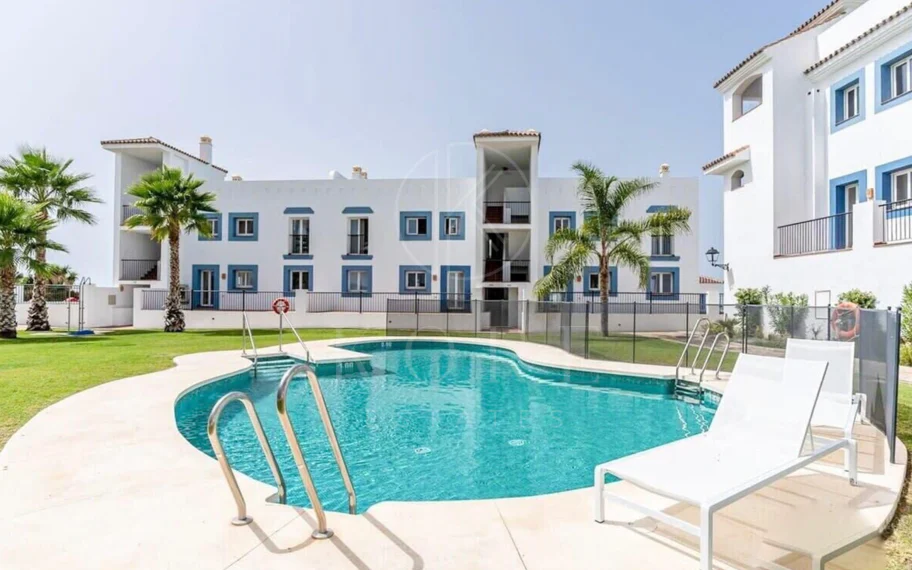 Contemporáneo Mediterráneo Viviendo en una comunidad exclusiva Resort-Style