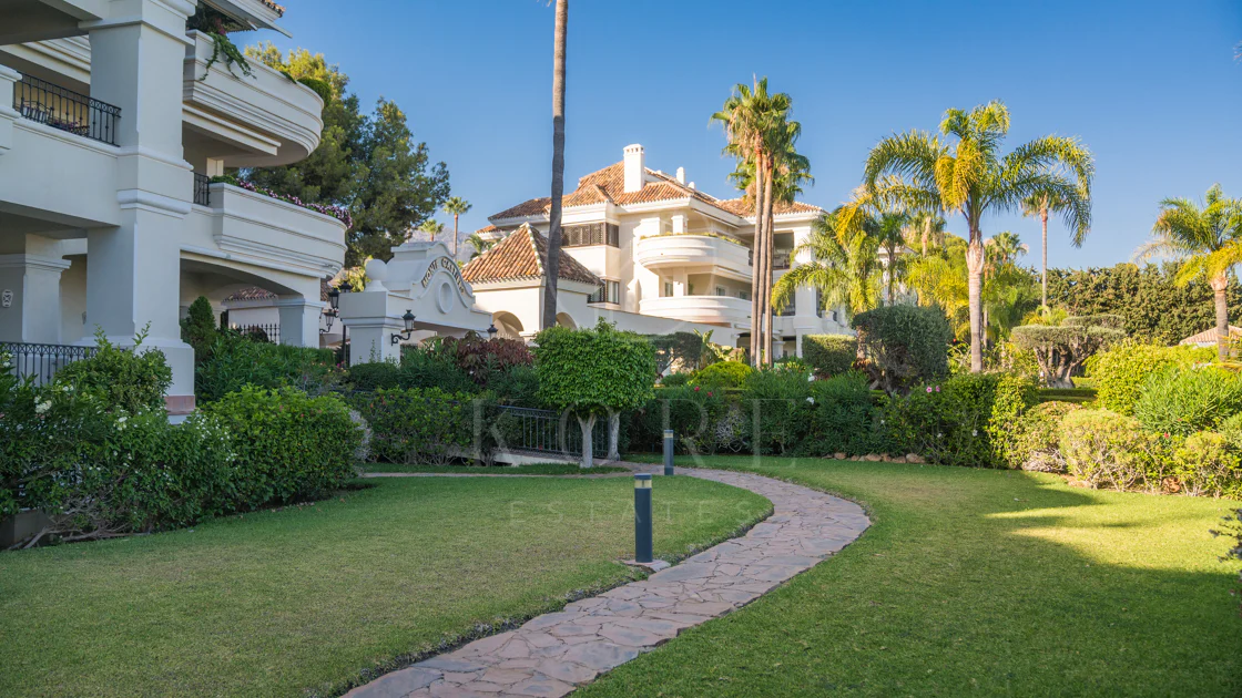 Refined Apartment Offering Exceptional Privacy in One of Marbella’s Most Exclusive Enclaves