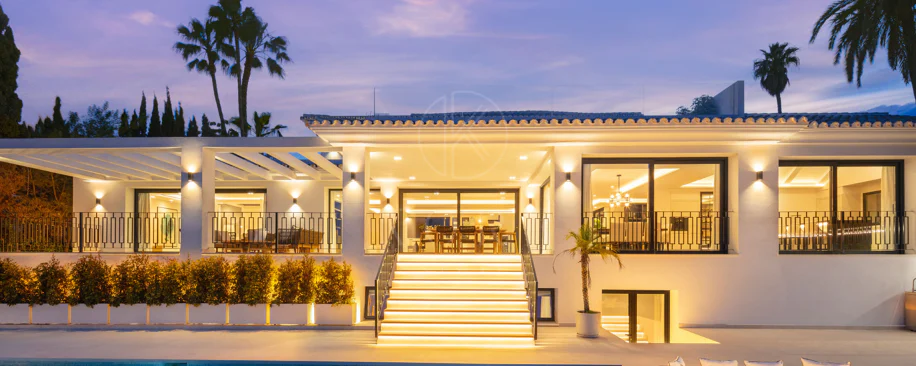 Luxury Frontline Golf Villa with La Concha Views in Las Brisas