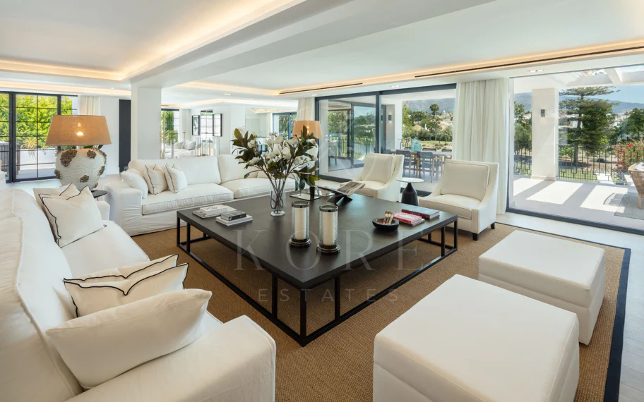 Villa de lujo en primera línea de golf con vistas a La Concha en Las Brisas