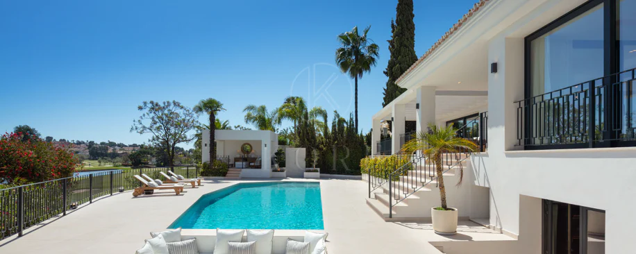 Luxury Frontline Golf Villa with La Concha Views in Las Brisas