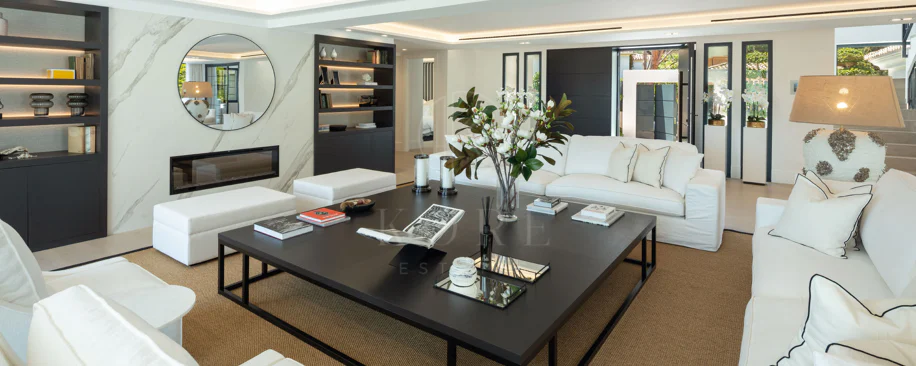 Luxury Frontline Golf Villa with La Concha Views in Las Brisas