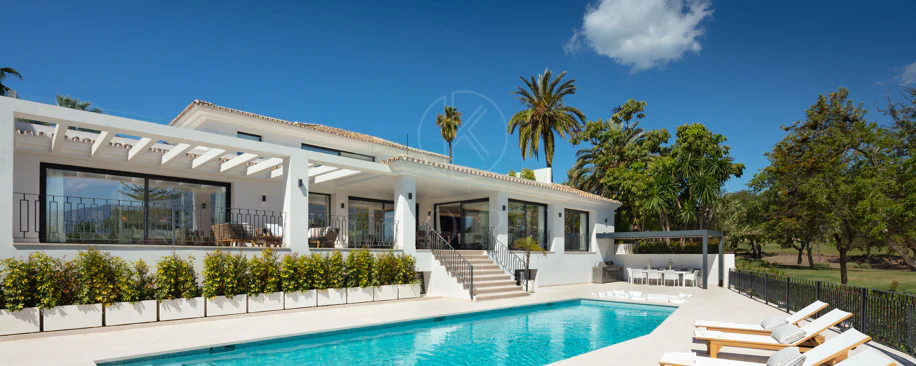 Luxury Frontline Golf Villa with La Concha Views in Las Brisas