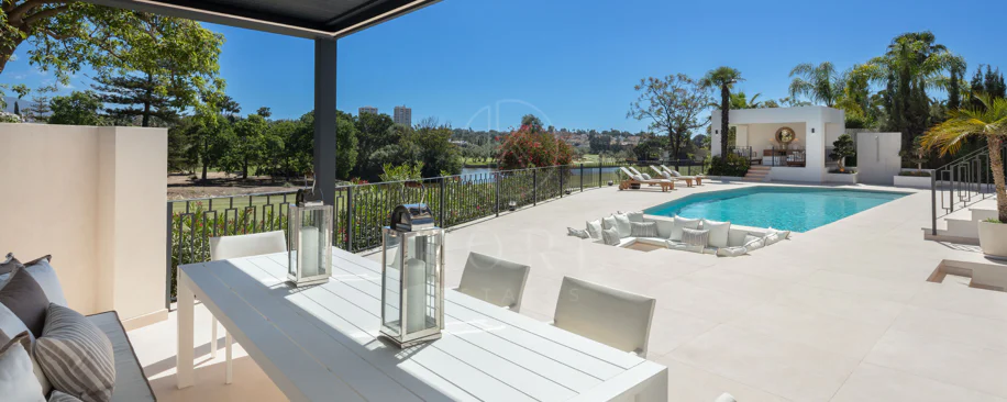 Luxury Frontline Golf Villa with La Concha Views in Las Brisas