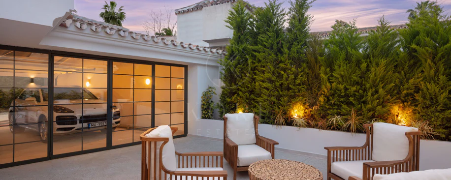 Luxury Frontline Golf Villa with La Concha Views in Las Brisas