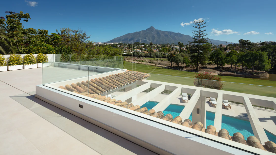 Luxury Frontline Golf Villa with La Concha Views in Las Brisas