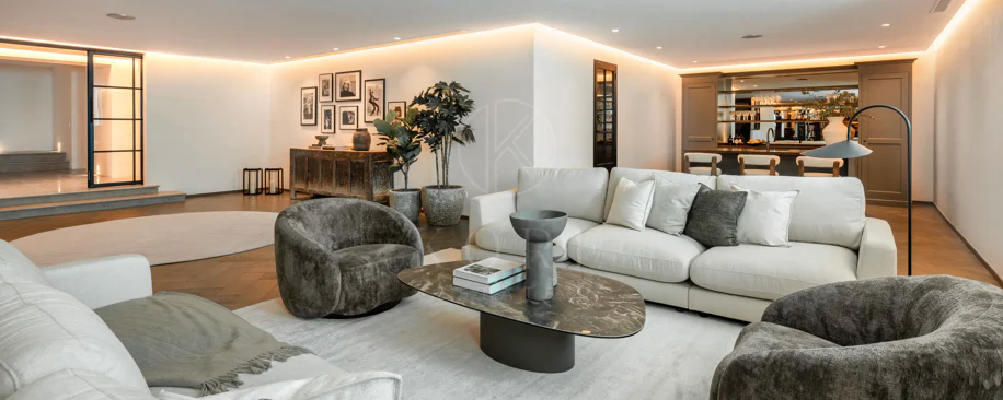 Luxury Mansion with Panoramic Sea, Gibraltar and Africa Views