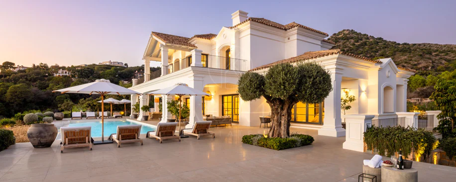 Luxury Mansion with Panoramic Sea, Gibraltar and Africa Views