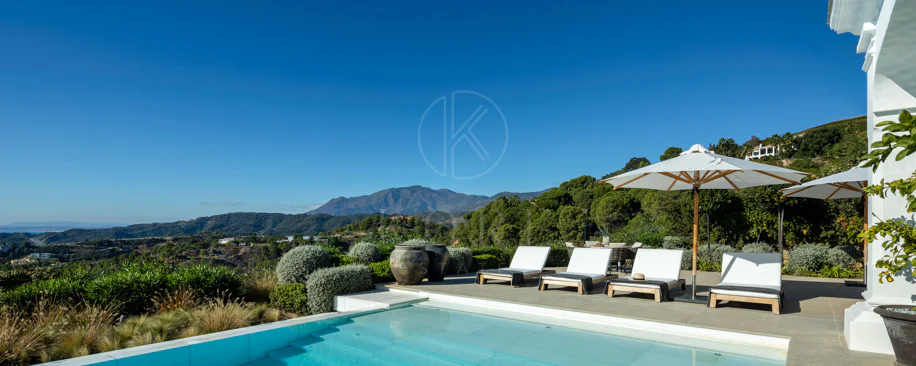 Luxury Mansion with Panoramic Sea, Gibraltar and Africa Views