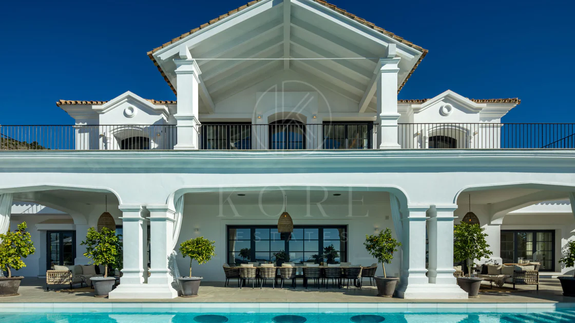 Luxury Mansion with Panoramic Sea, Gibraltar and Africa Views