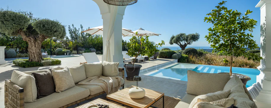 Luxury Mansion with Panoramic Sea, Gibraltar and Africa Views