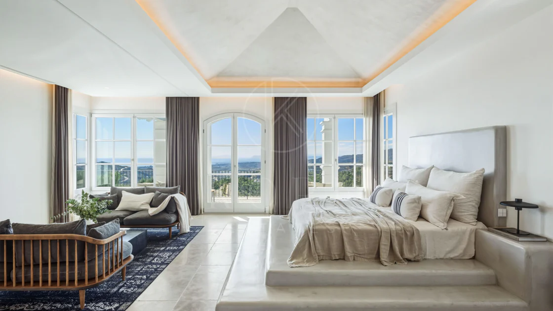 Luxury Mansion with Panoramic Sea, Gibraltar and Africa Views