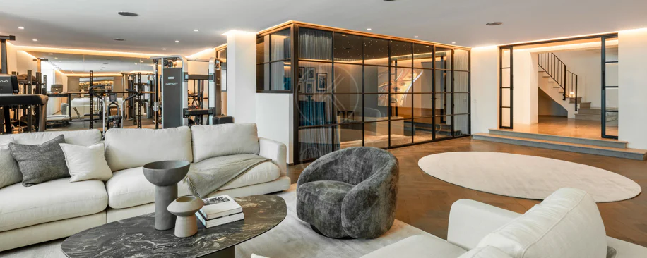 Luxury Mansion with Panoramic Sea, Gibraltar and Africa Views